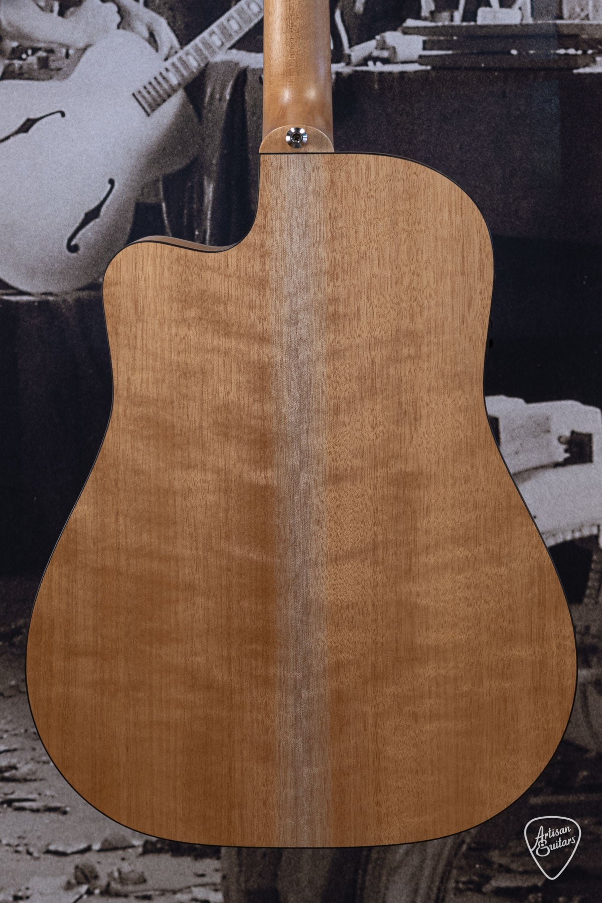 Maton Guitars Solid Road Series SRS-60C Dreadnought - 16198