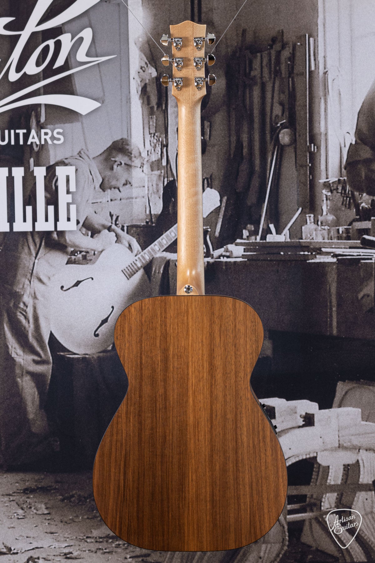 Maton Guitars Solid Road Series SRS-808 - 16199