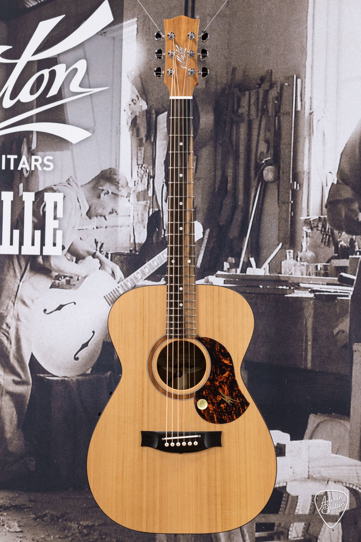 Maton Guitars Solid Road Series SRS-808 - 16341