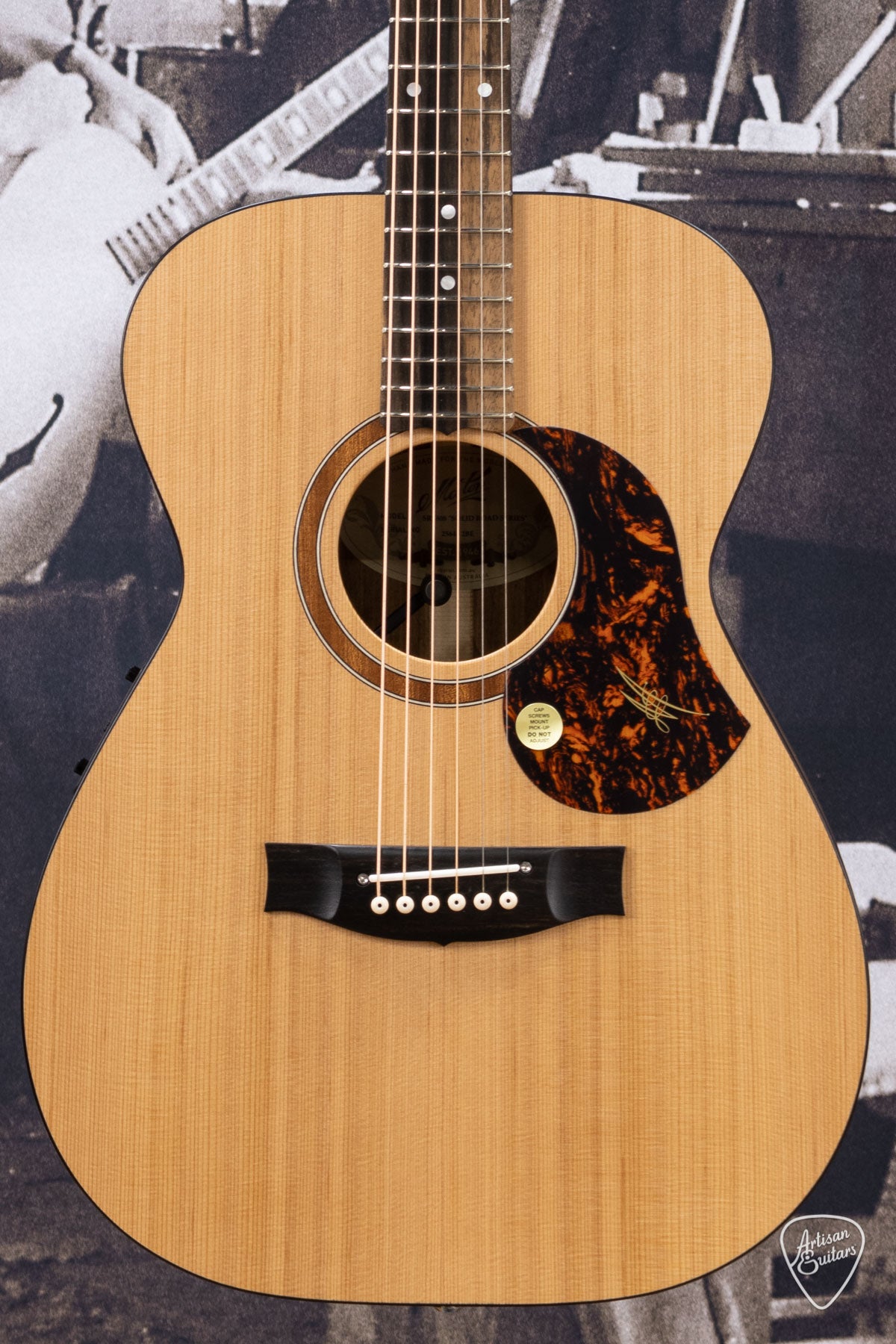 Maton Guitars Solid Road Series SRS-808 - 16341
