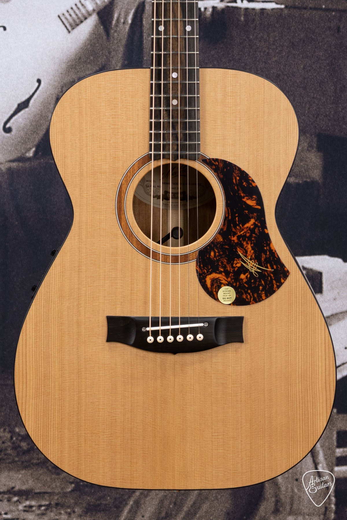 Maton Guitars Solid Road Series SRS-808 - 16352