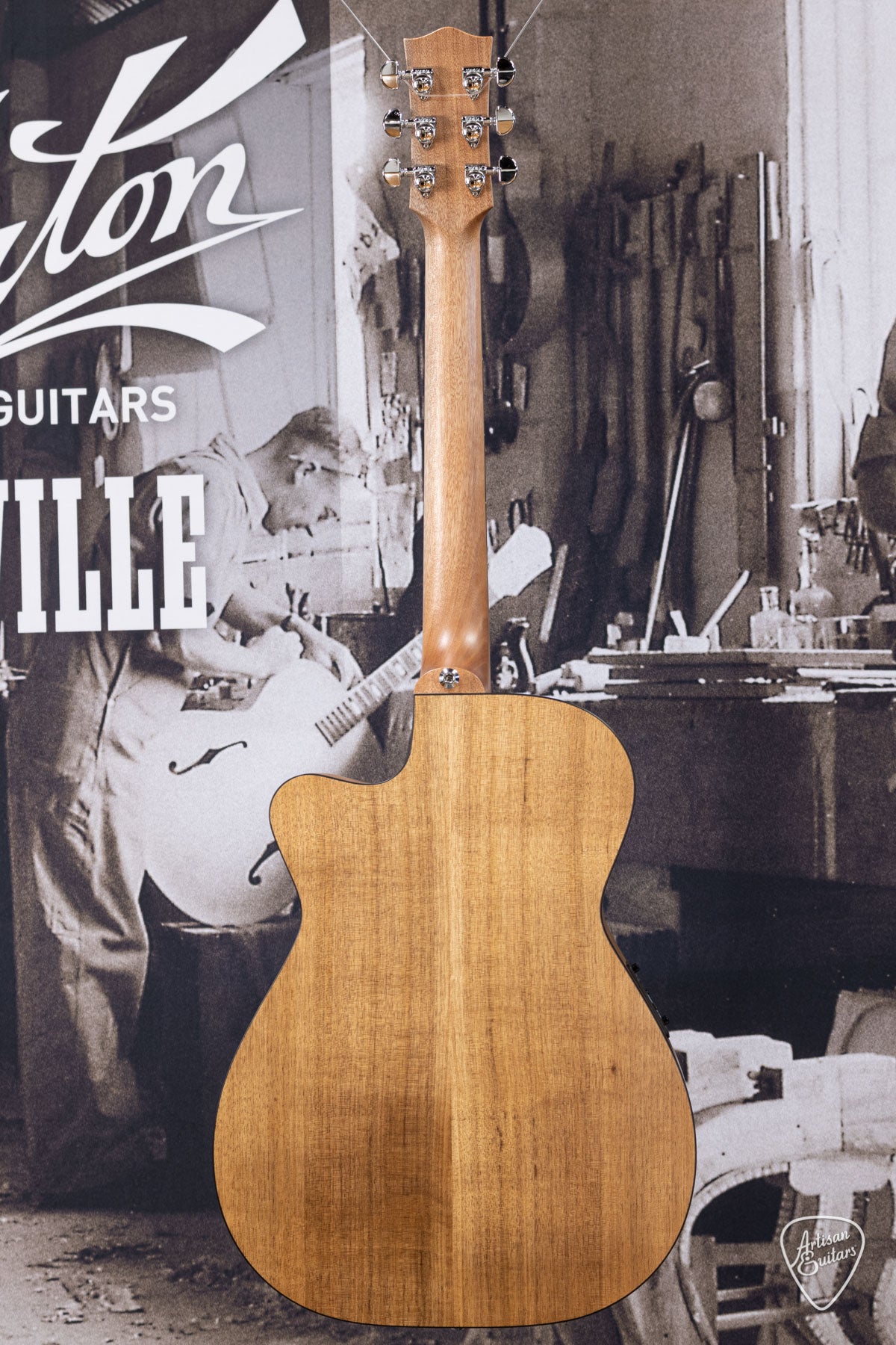 Maton Guitars Solid Road Series SRS-808C - 16345