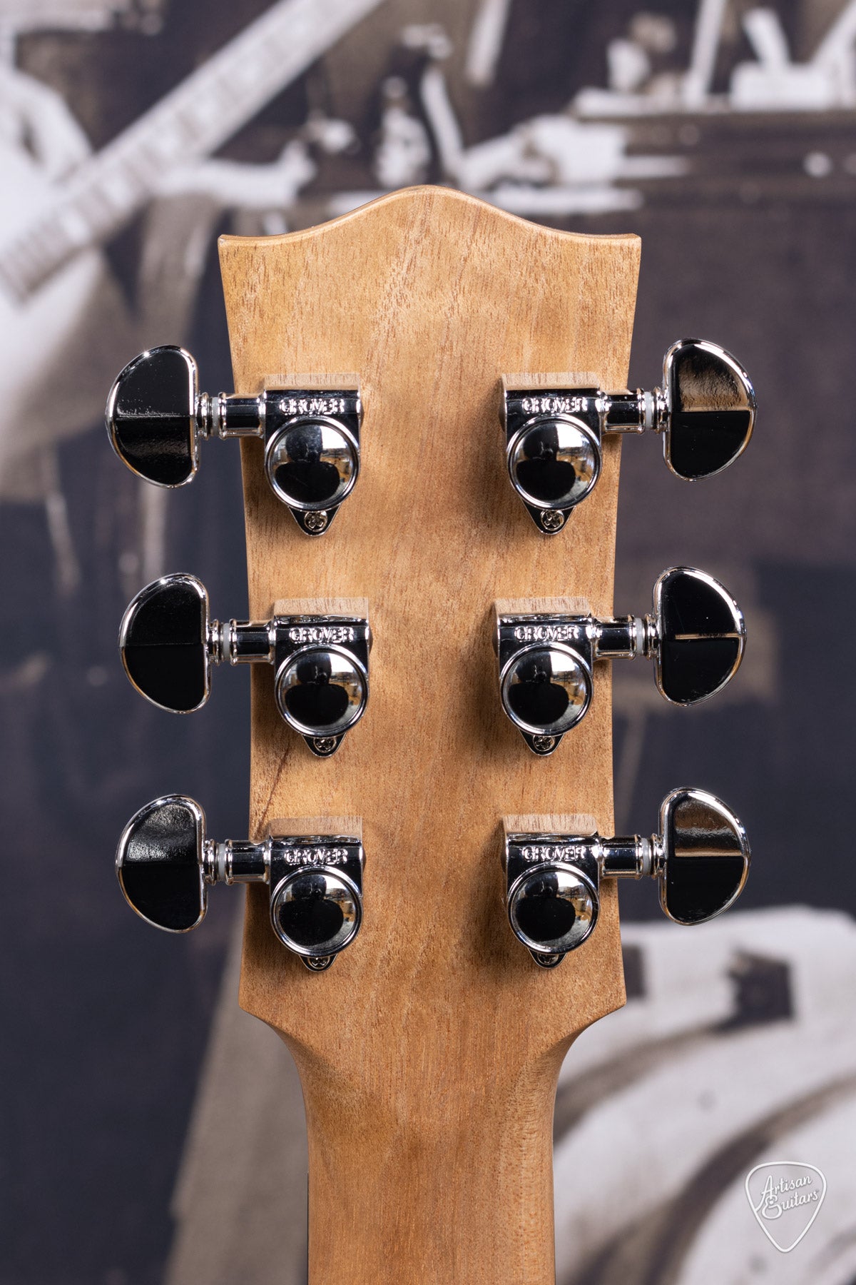 Maton Guitars Solid Road Series SRS-808C - 16342