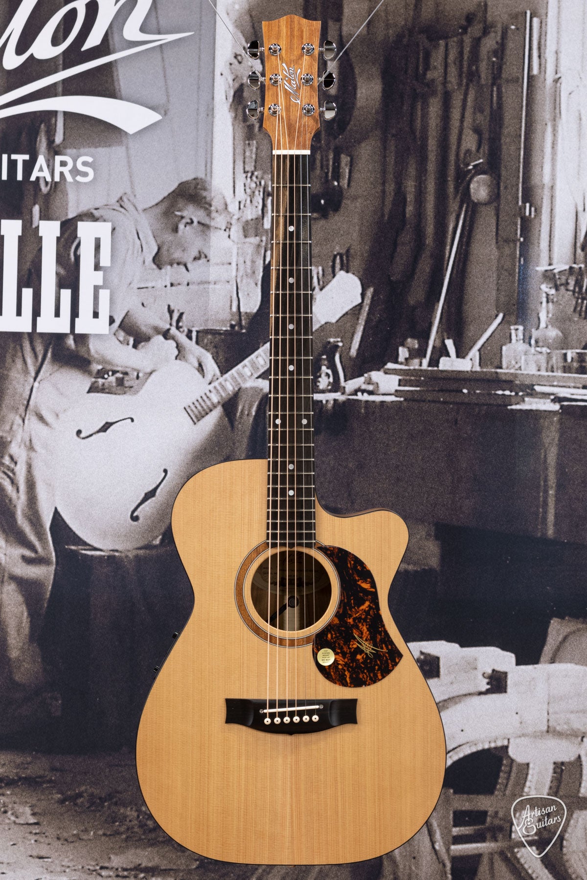 Maton Guitars Solid Road Series SRS-808C - 16342