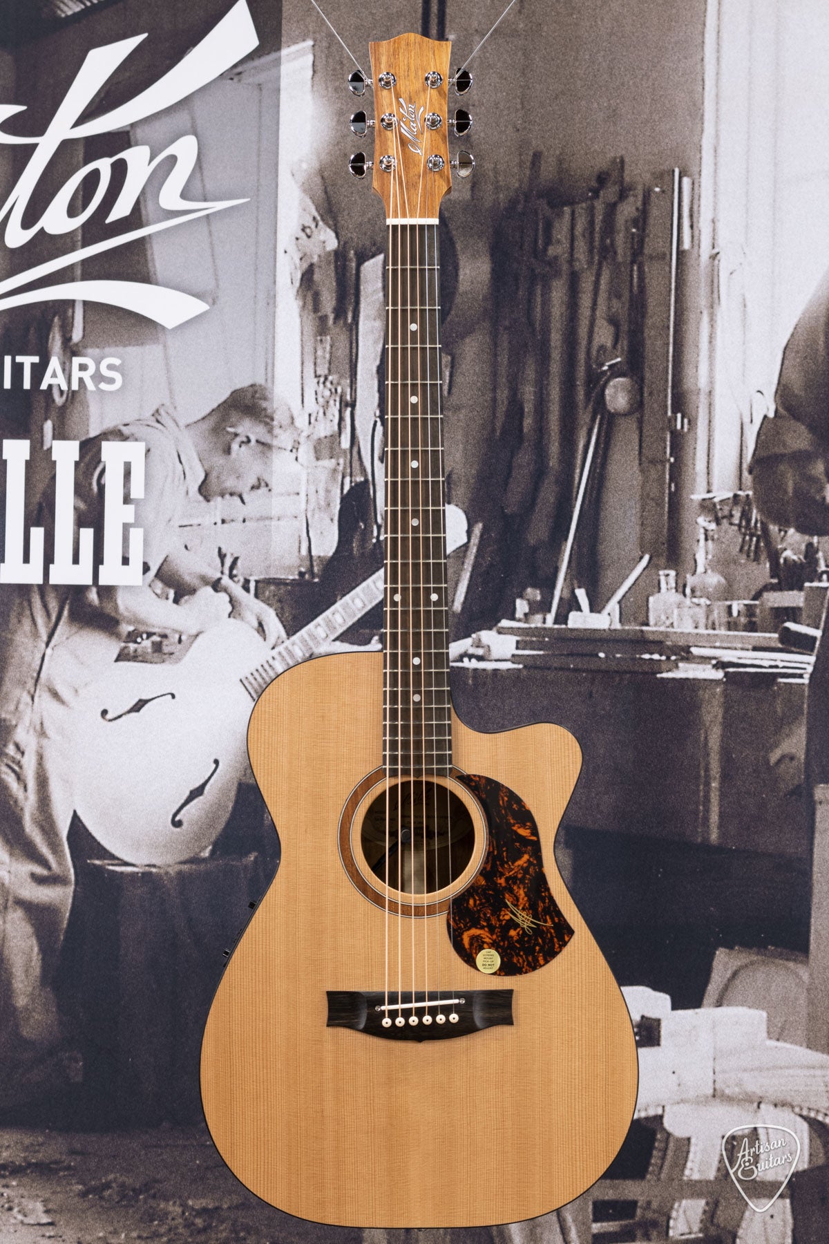 Maton Guitars Solid Road Series SRS-808C - 16343
