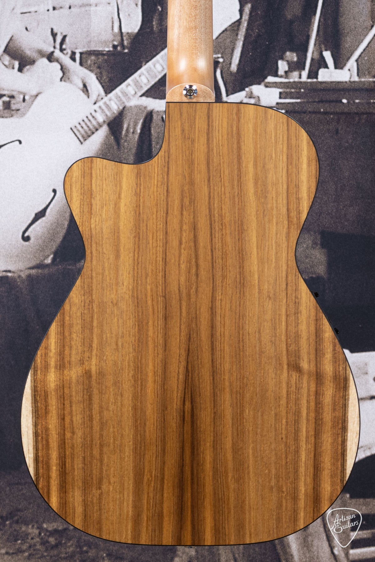 Maton Guitars Solid Road Series SRS-808C - 16343