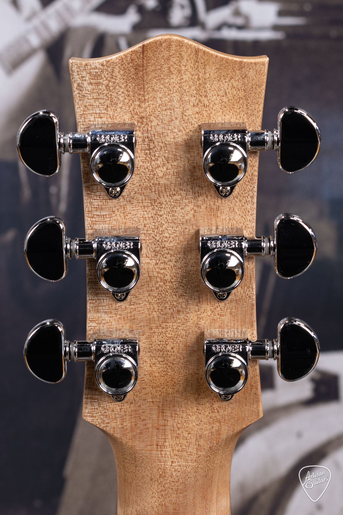 Maton Guitars Solid Road Series SRS-808C - 16344