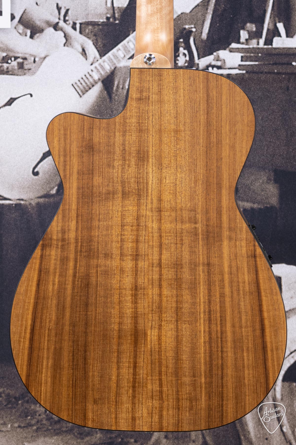 Maton Guitars Solid Road Series SRS-808C - 16344