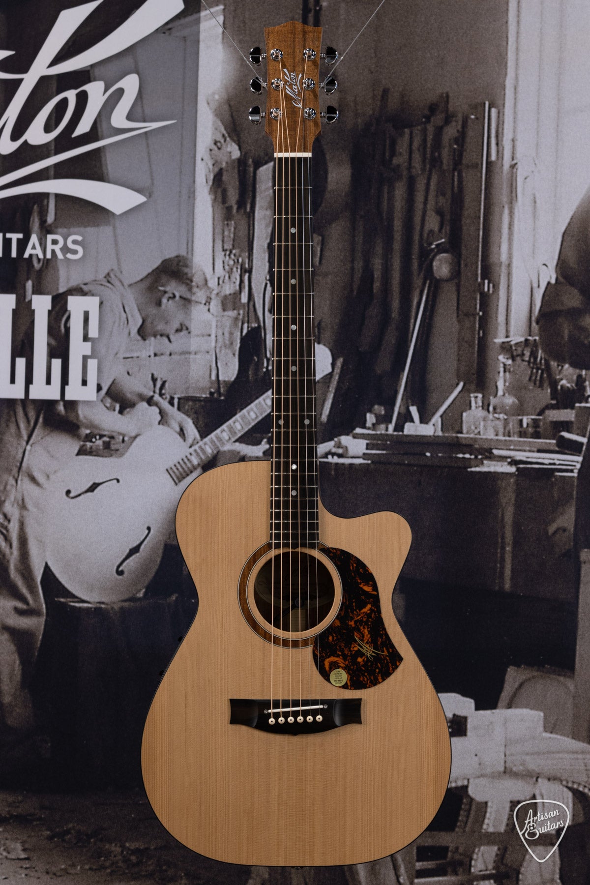 Maton Guitars Solid Road Series SRS-808C Cutaway - 16390