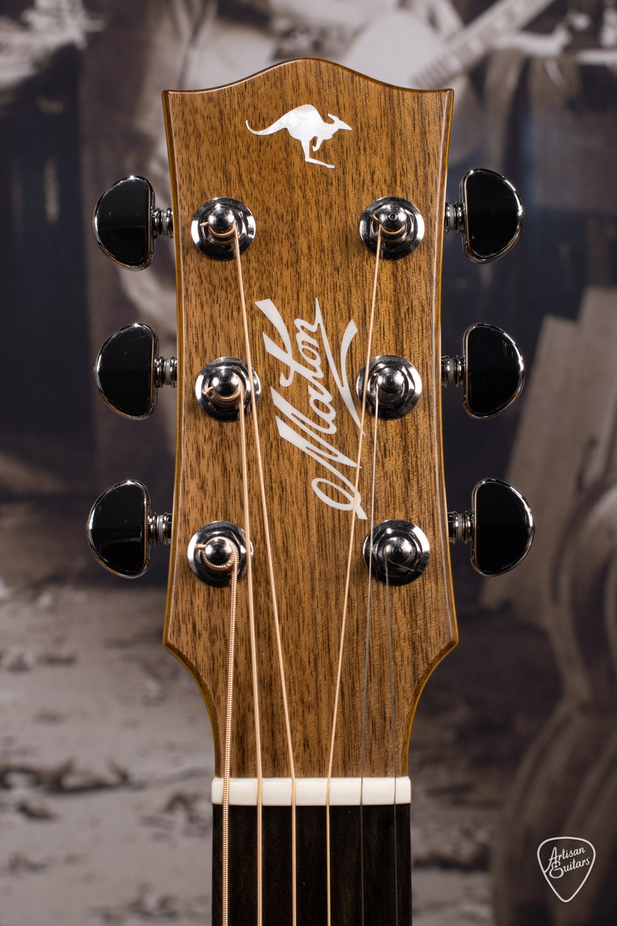 Maton Guitars EBG-808-TEC Tommy Emmanuel Cutaway - 16446