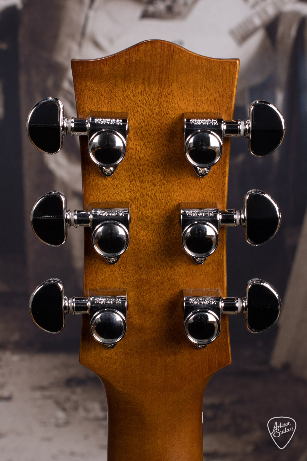Maton Guitars EBG-808-TEC Tommy Emmanuel Cutaway - 16446