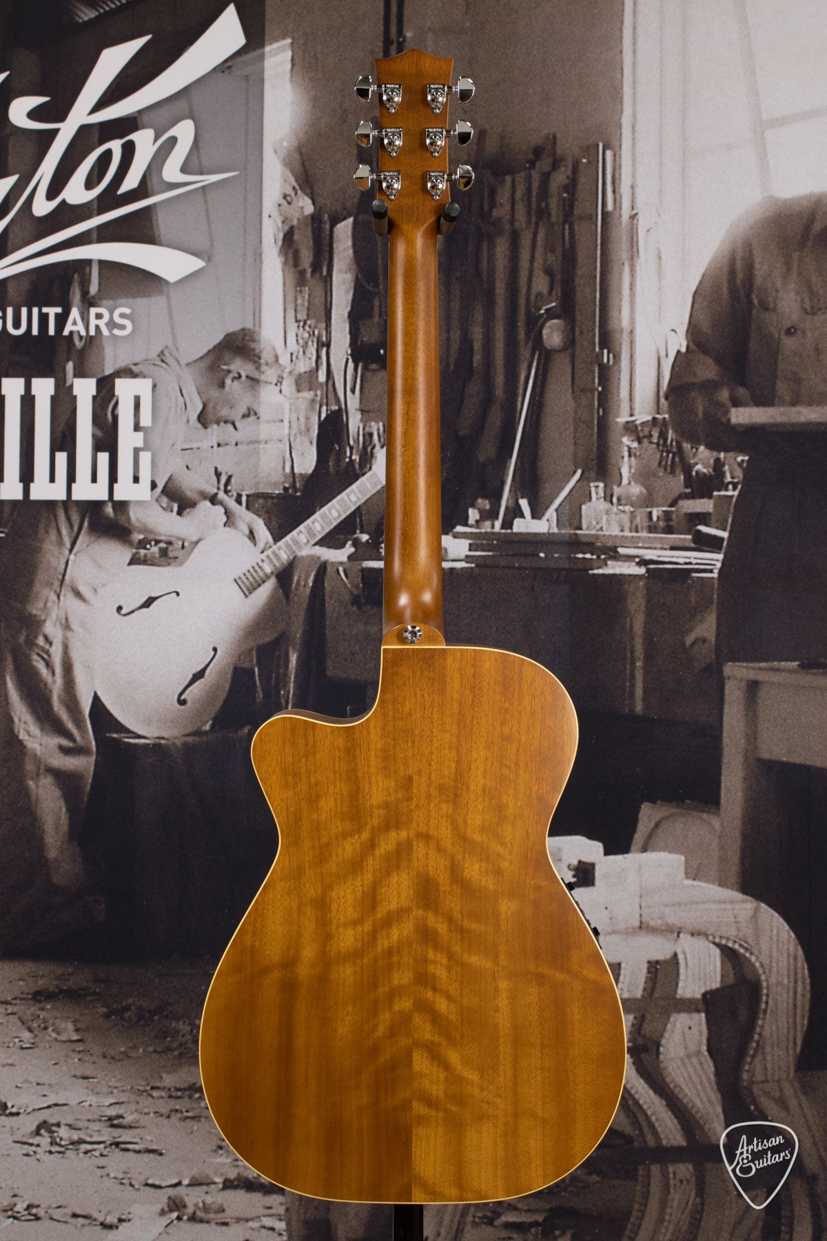 Maton Guitars EBG-808-TEC Tommy Emmanuel Cutaway - 16446
