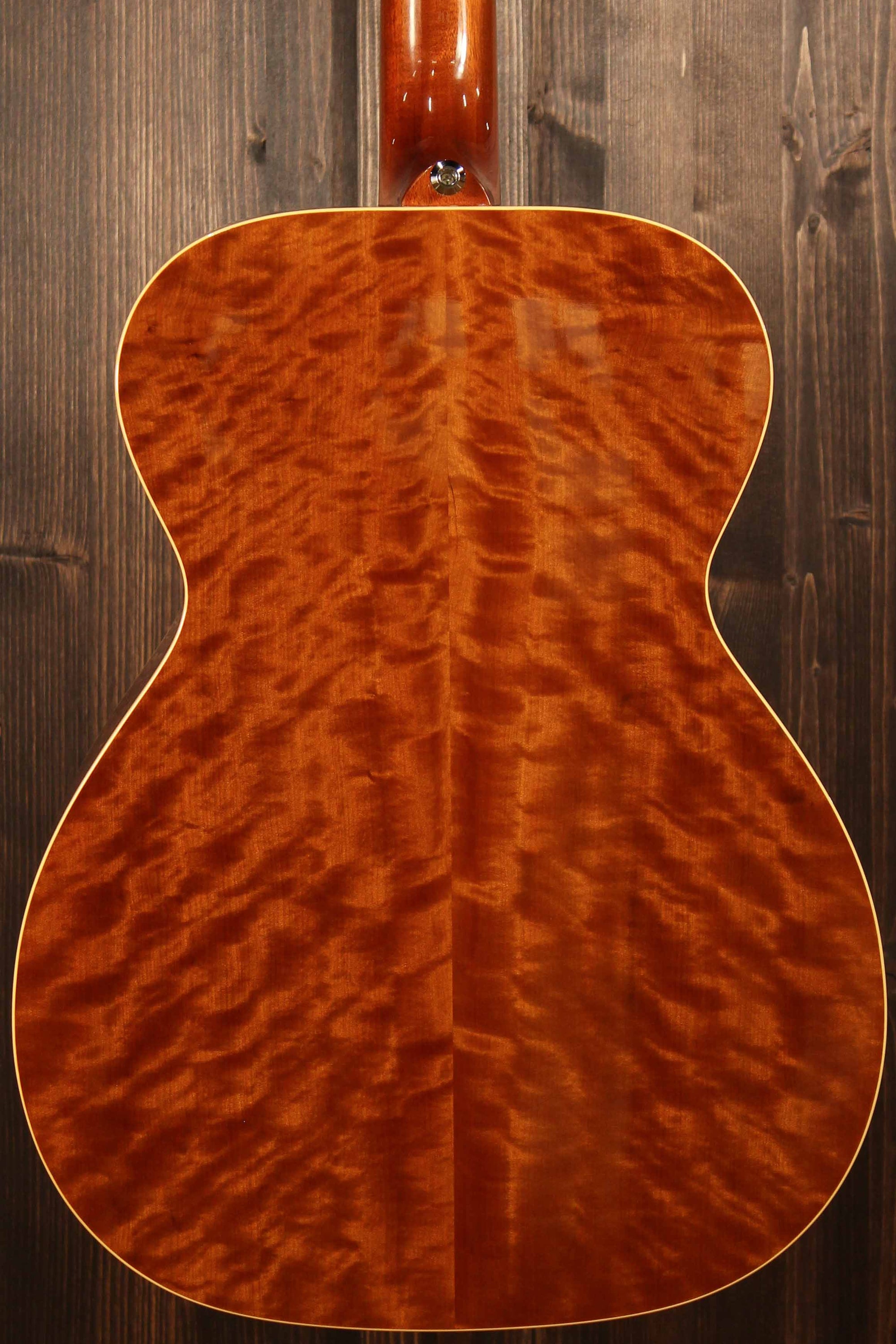 Maton Custom Shop Traditional Certified Guitars from Tommy Emmanuel - 14512 - Artisan Guitars
