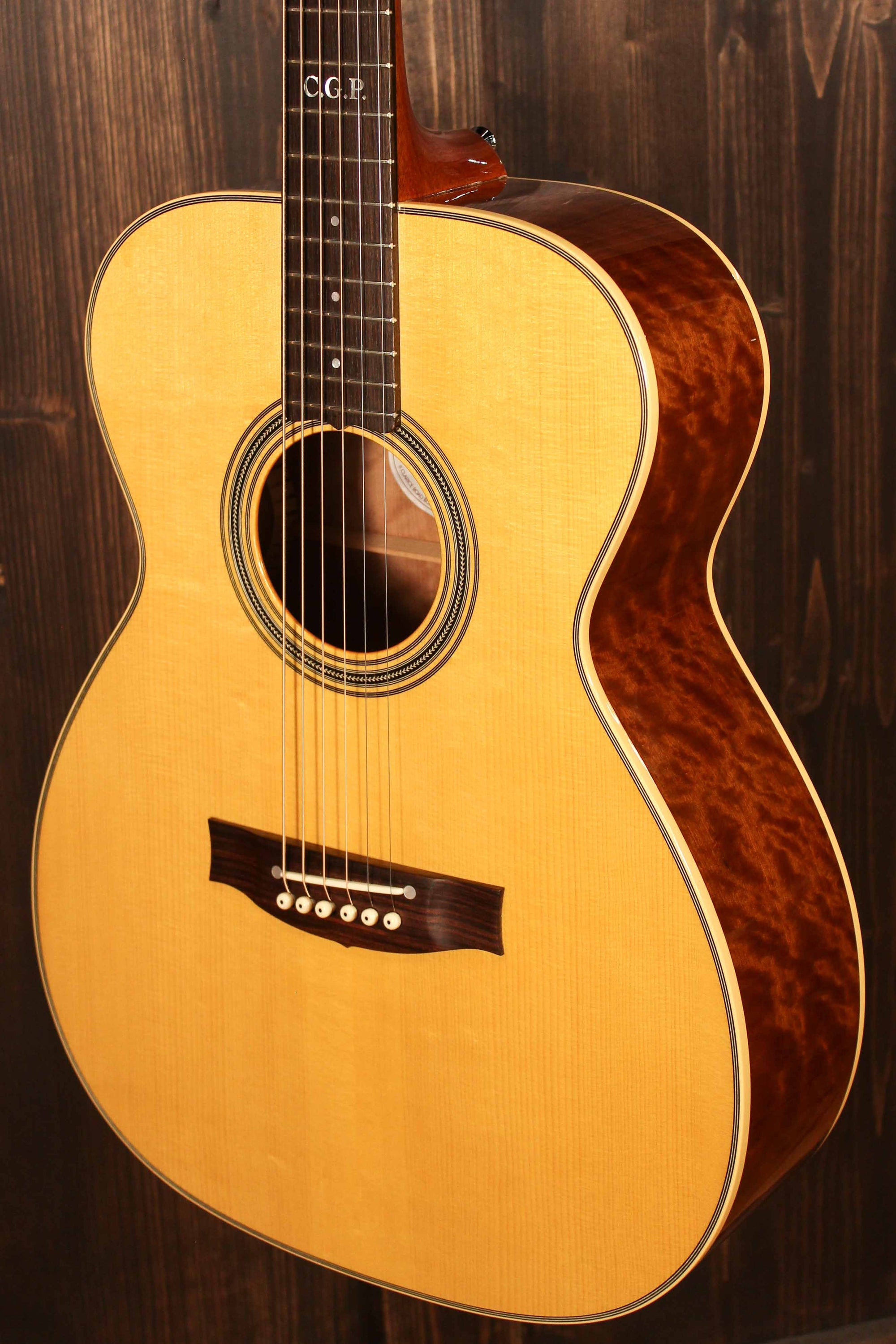 Maton Custom Shop Traditional Certified Guitars from Tommy Emmanuel - 14512 - Artisan Guitars