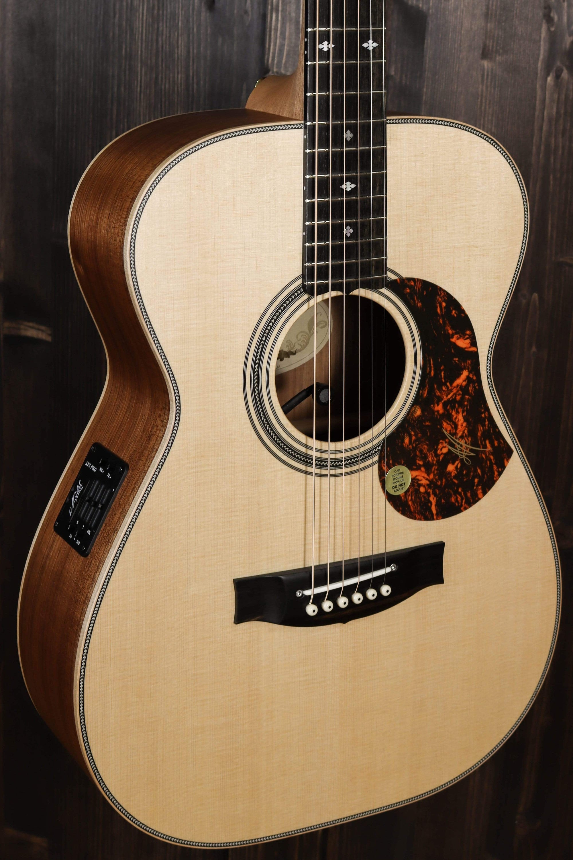 Maton Guitars EBG808 Artist - 14809 - Artisan Guitars