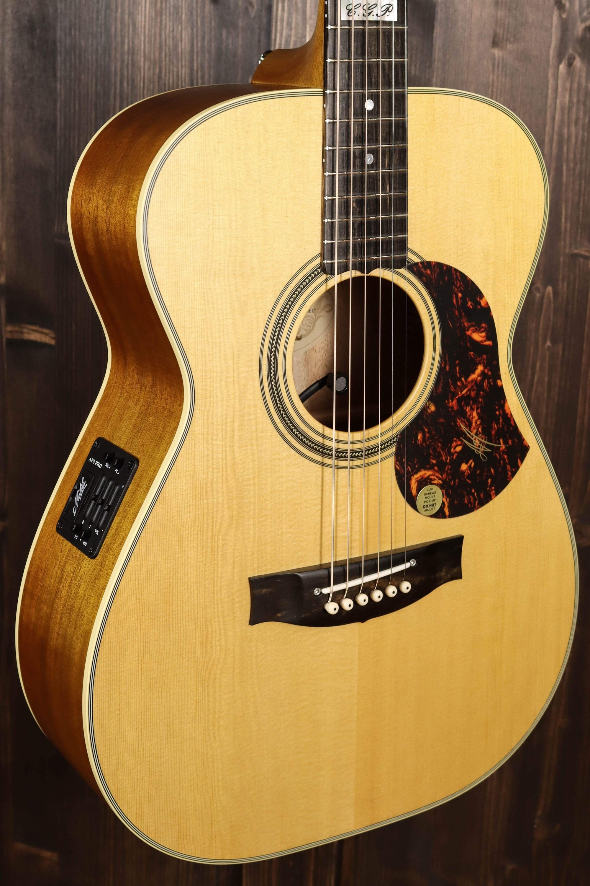 Maton Guitars EBG 808 TE Tommy Emmanuel Signature ID-14778 - Artisan Guitars