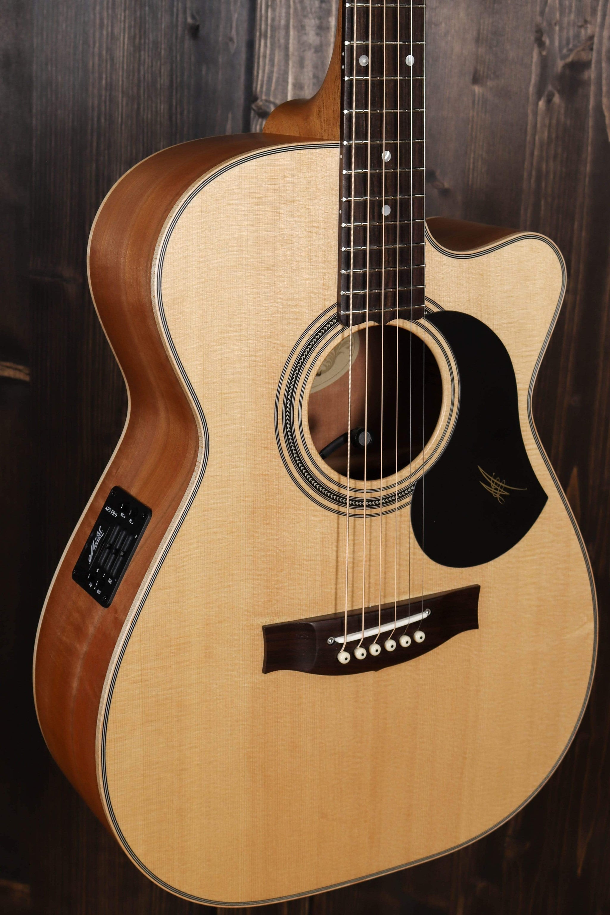 Maton Guitars EBG808C JR Signature - 14789 - Artisan Guitars