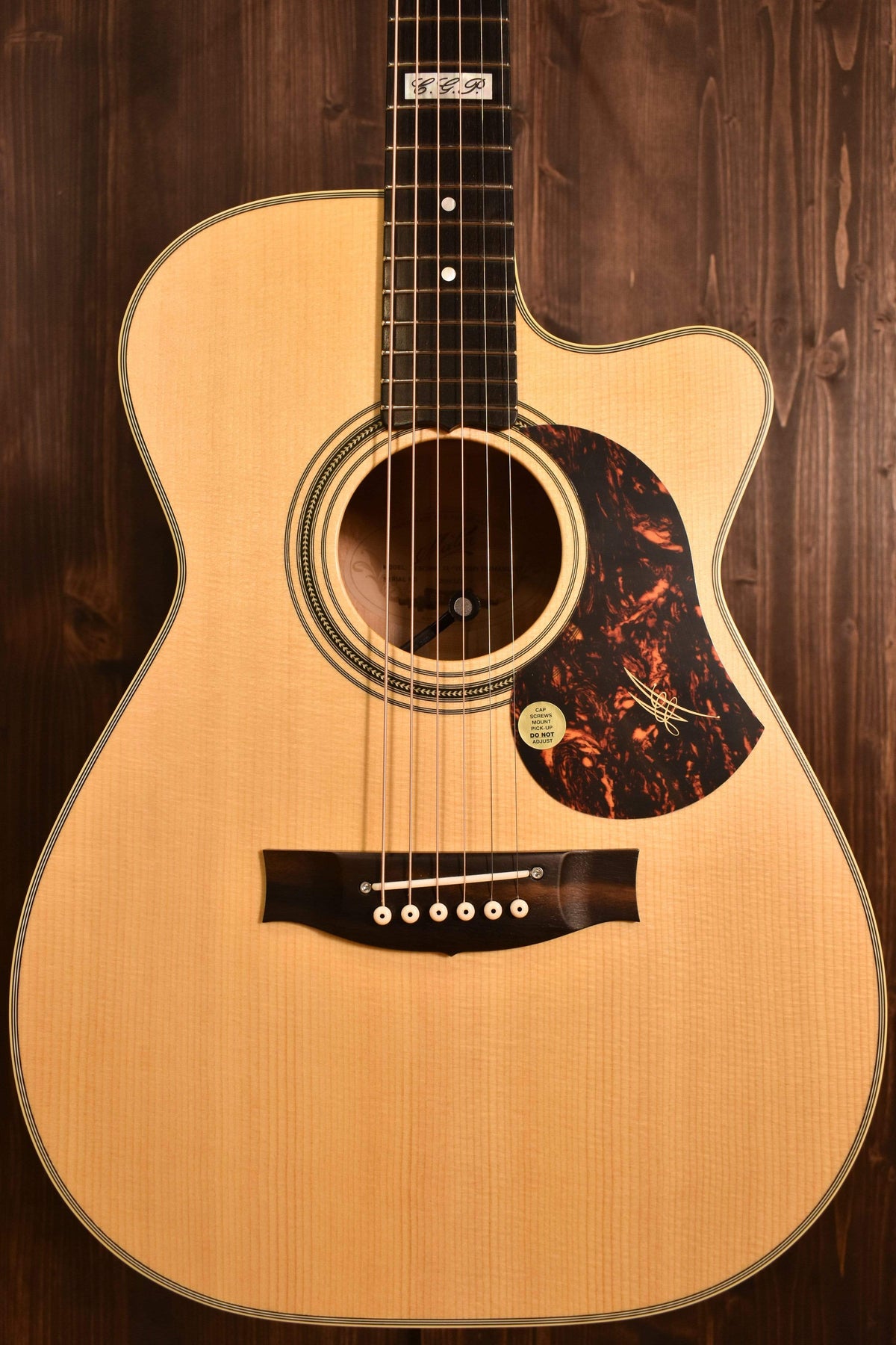 Maton Guitars EBG808C TE Cutaway - 14562 - Artisan Guitars