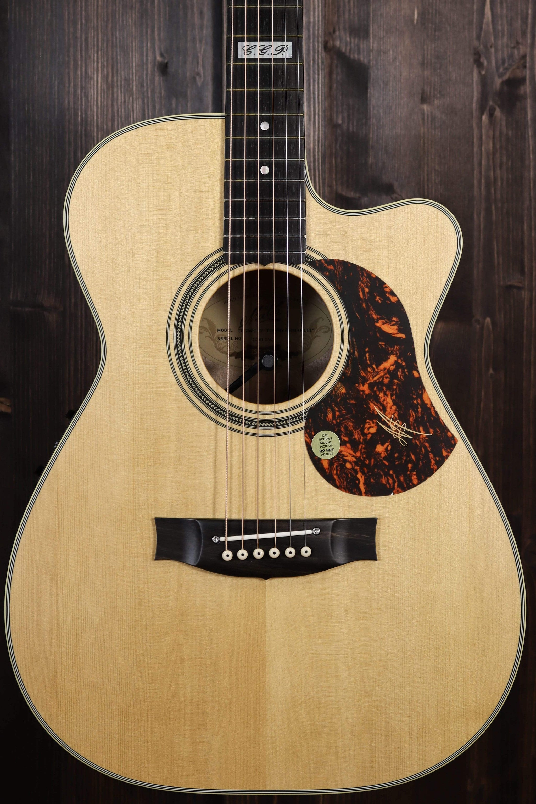 Maton Guitars EBG808C TE Tommy Emmanuel Signature ID-14776 - Artisan Guitars