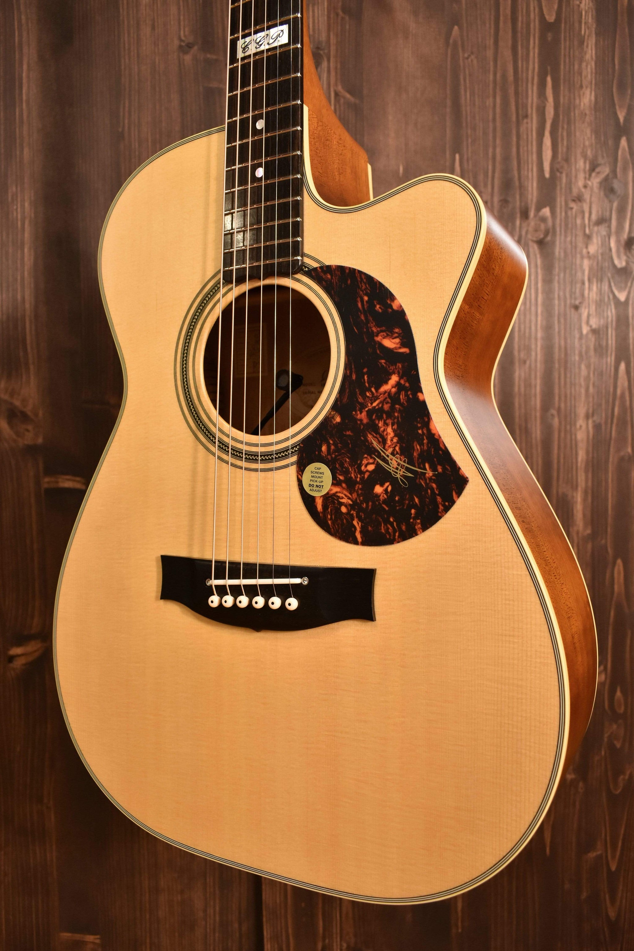 Maton Guitars EBG808C TE Cutaway - 14561 - Artisan Guitars