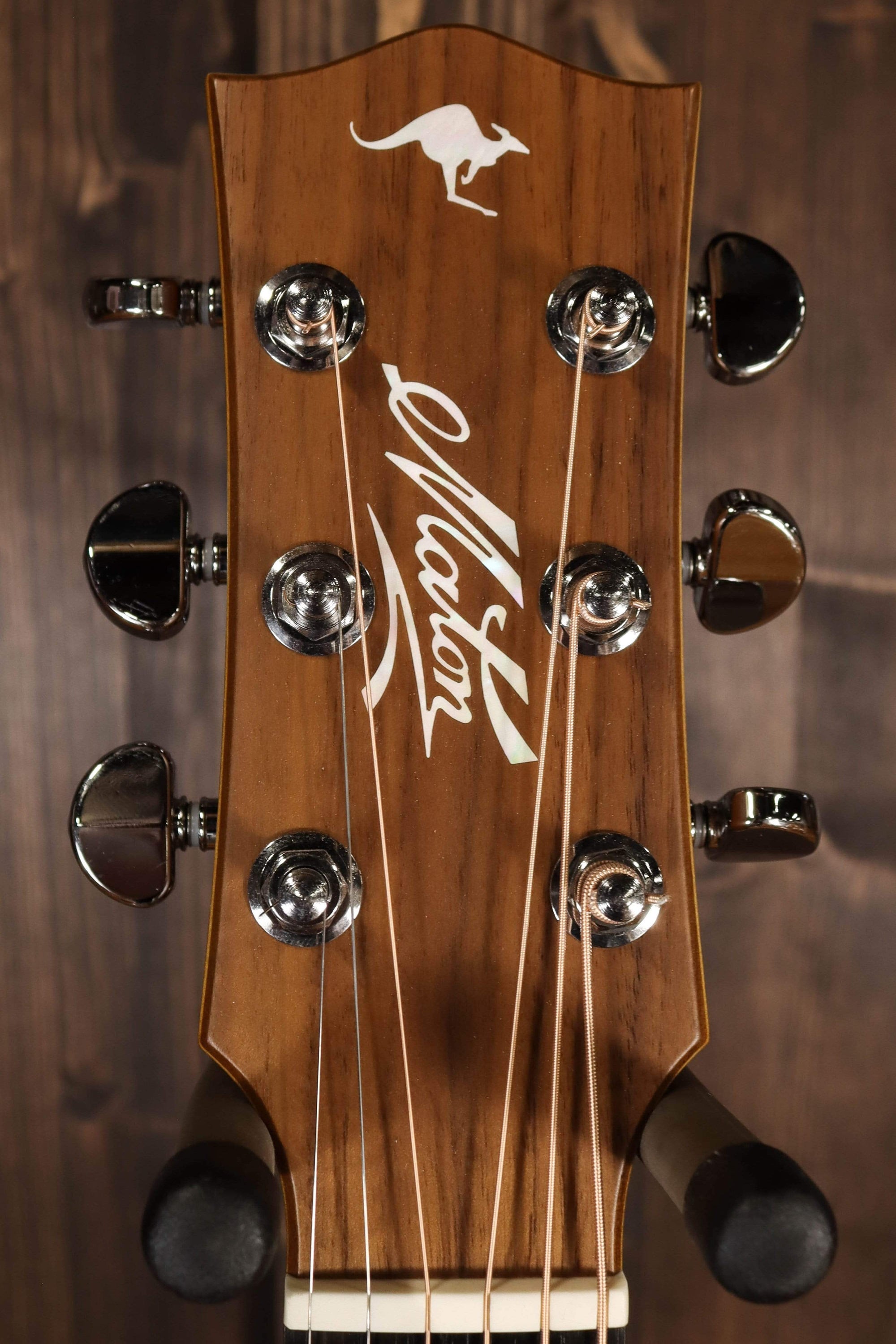 Maton Guitars EBG 808 TE Left-Handed Tommy Emmanuel Signature ID- 14795 - Artisan Guitars