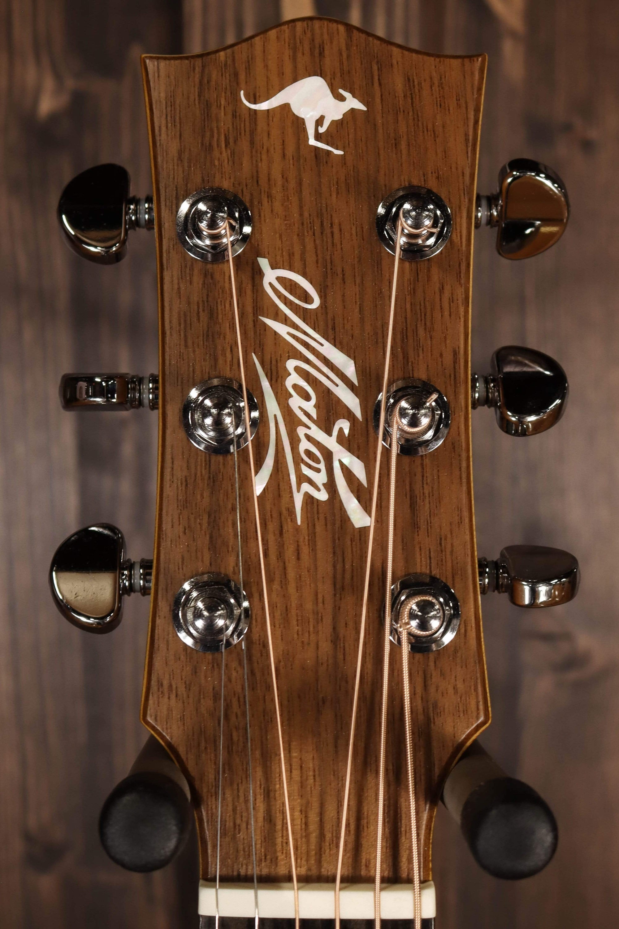 Maton Guitars EBG 808 TE Left-Handed Tommy Emmanuel Signature ID- 14794 - Artisan Guitars