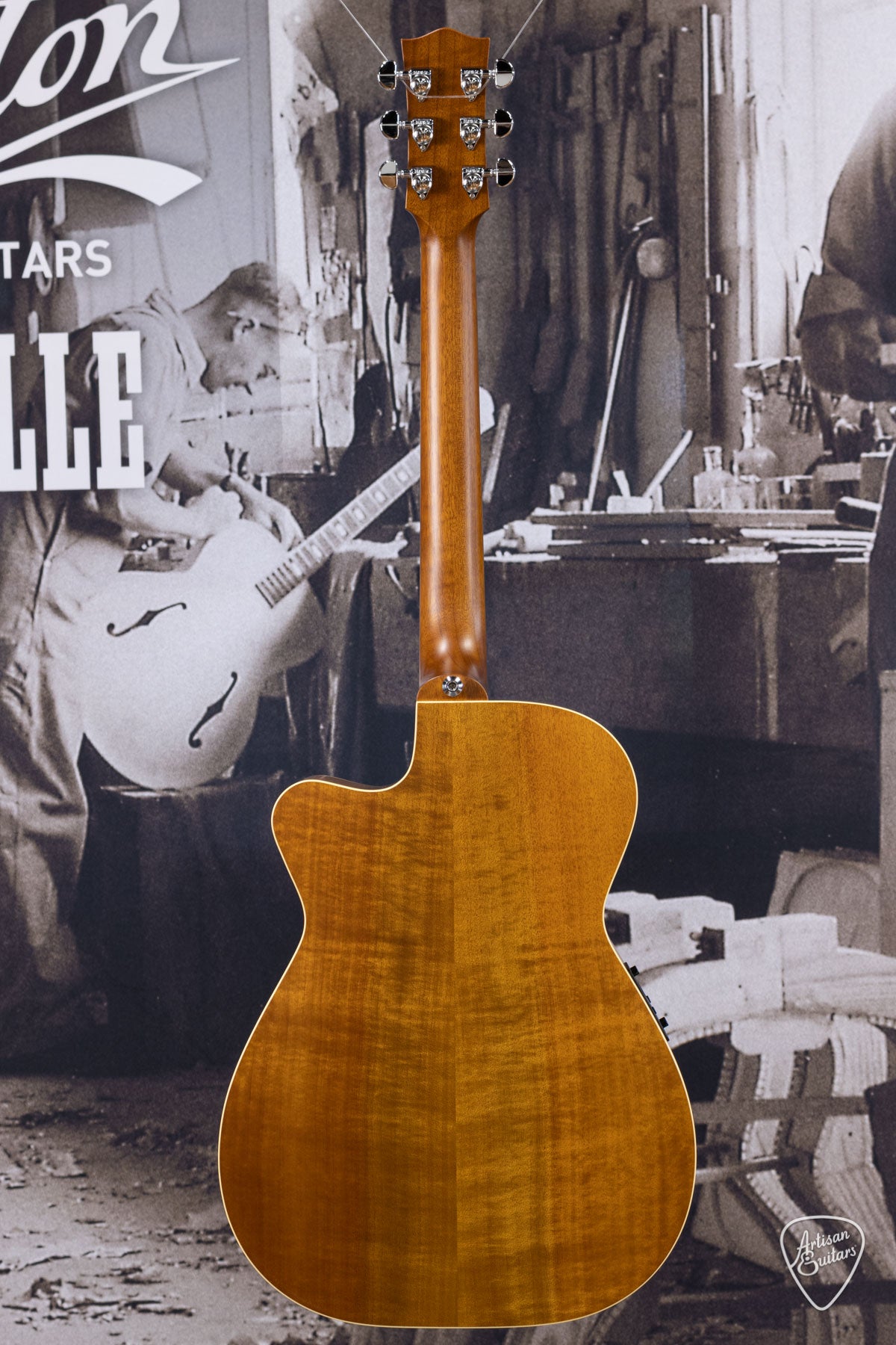 Maton Guitars EBG-808-TEC Tommy Emmanuel Cutaway - 16291