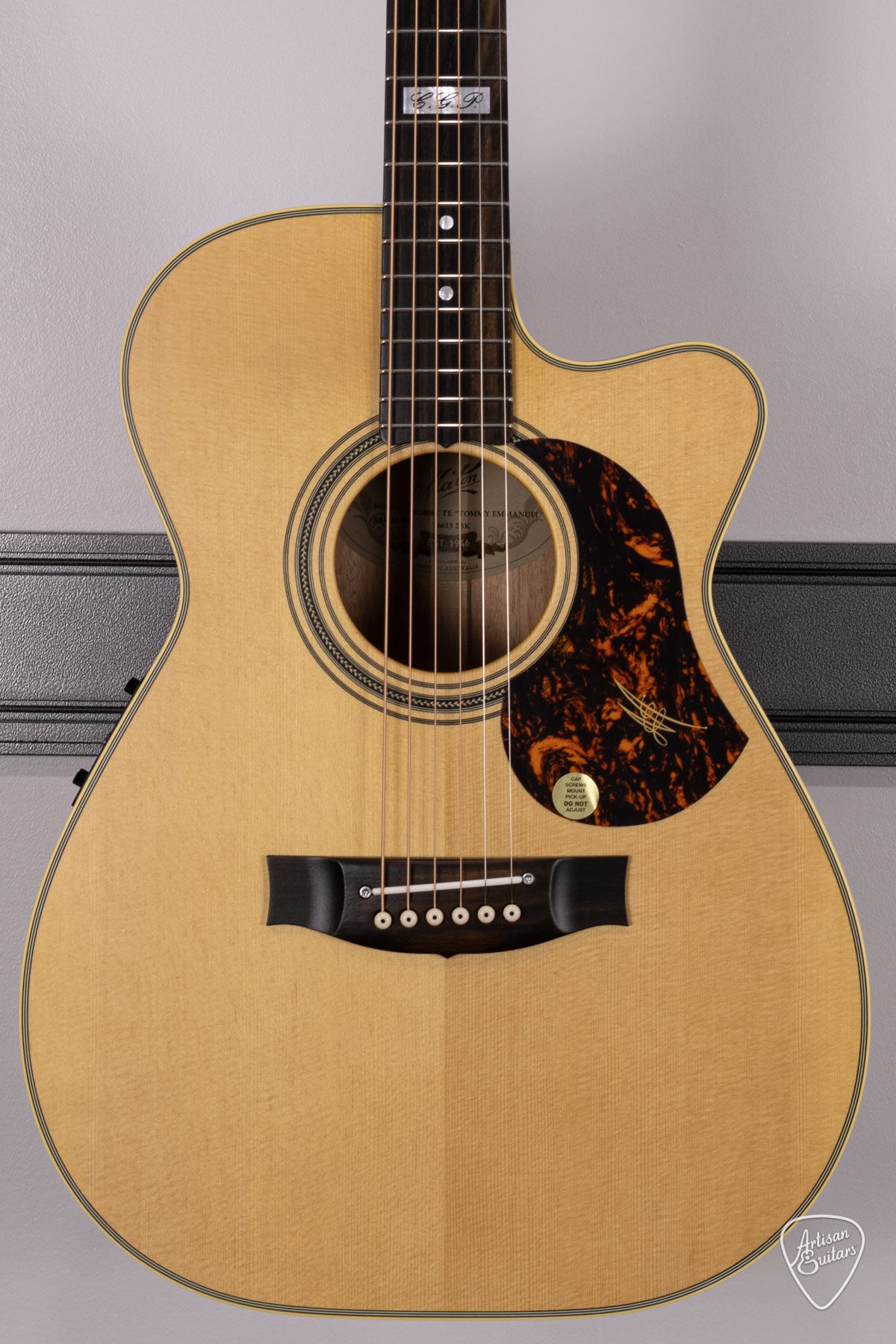 Maton Guitars EBG-808-TEC Tommy Emmanuel Cutaway - 16465