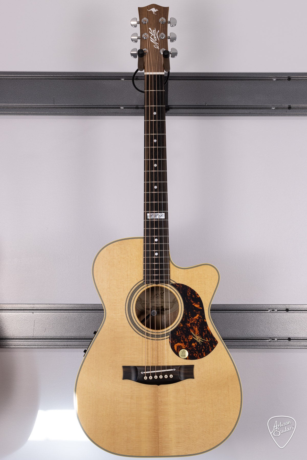Maton Guitars EBG-808-TEC Tommy Emmanuel Cutaway - 16464