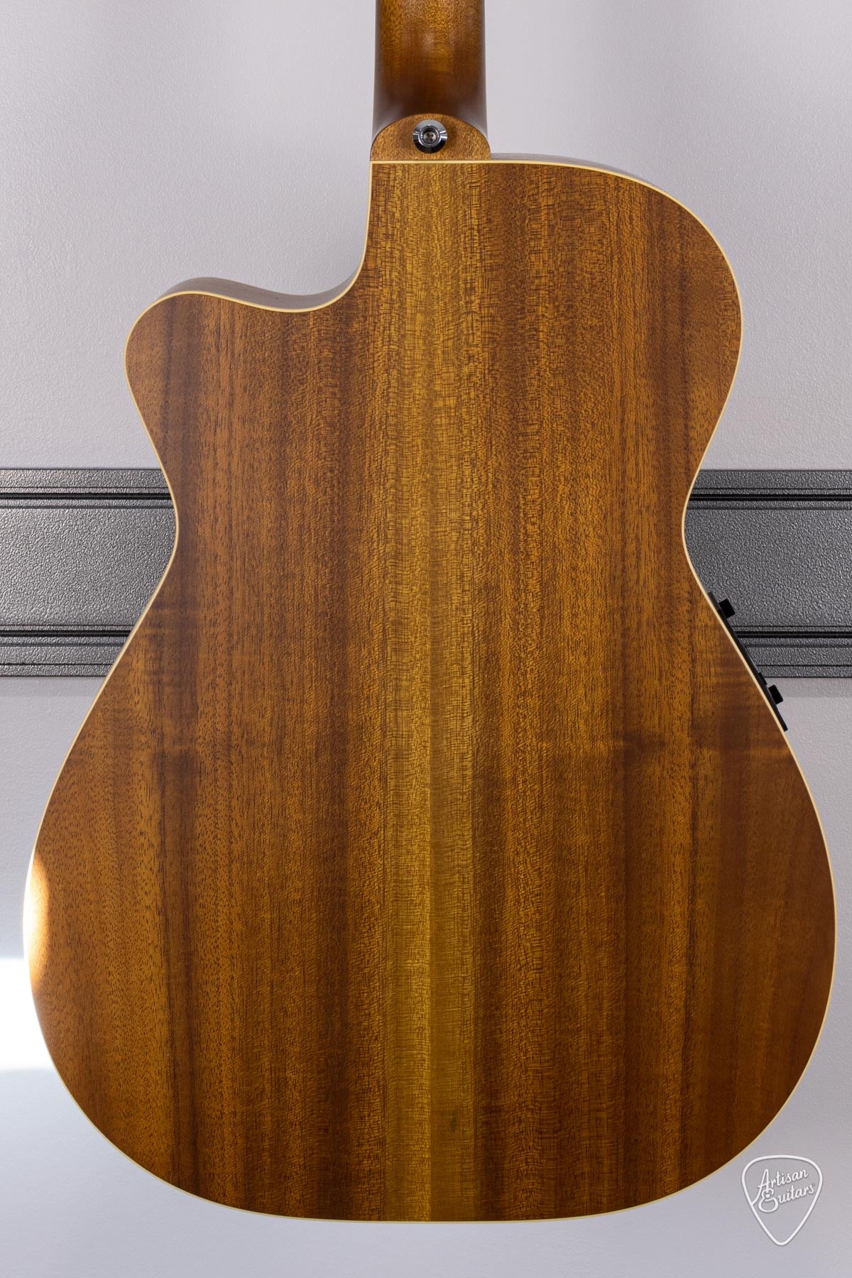 Maton Guitars EBG-808-TEC Tommy Emmanuel Cutaway - 16464