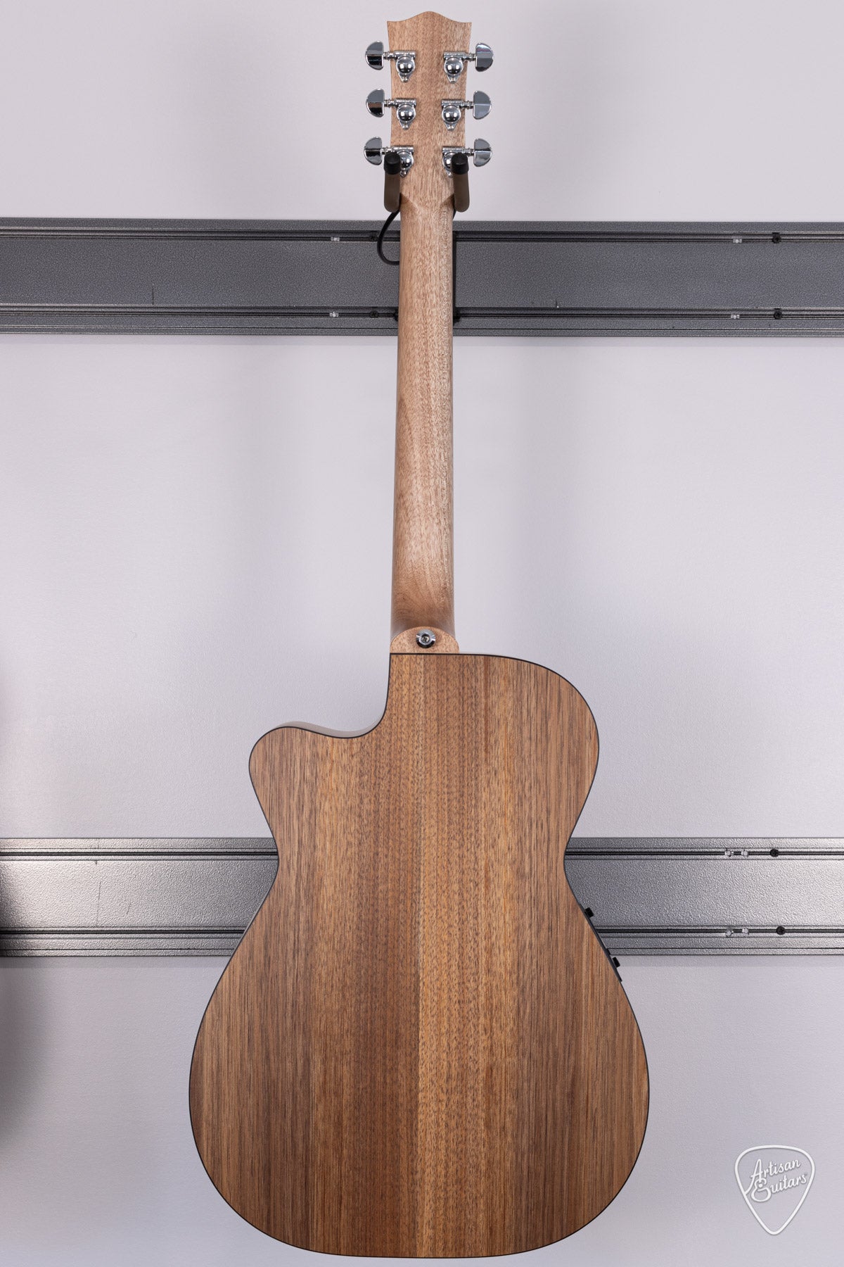 Maton Guitars All-Blackwood EBW-808C Cutaway - 16457