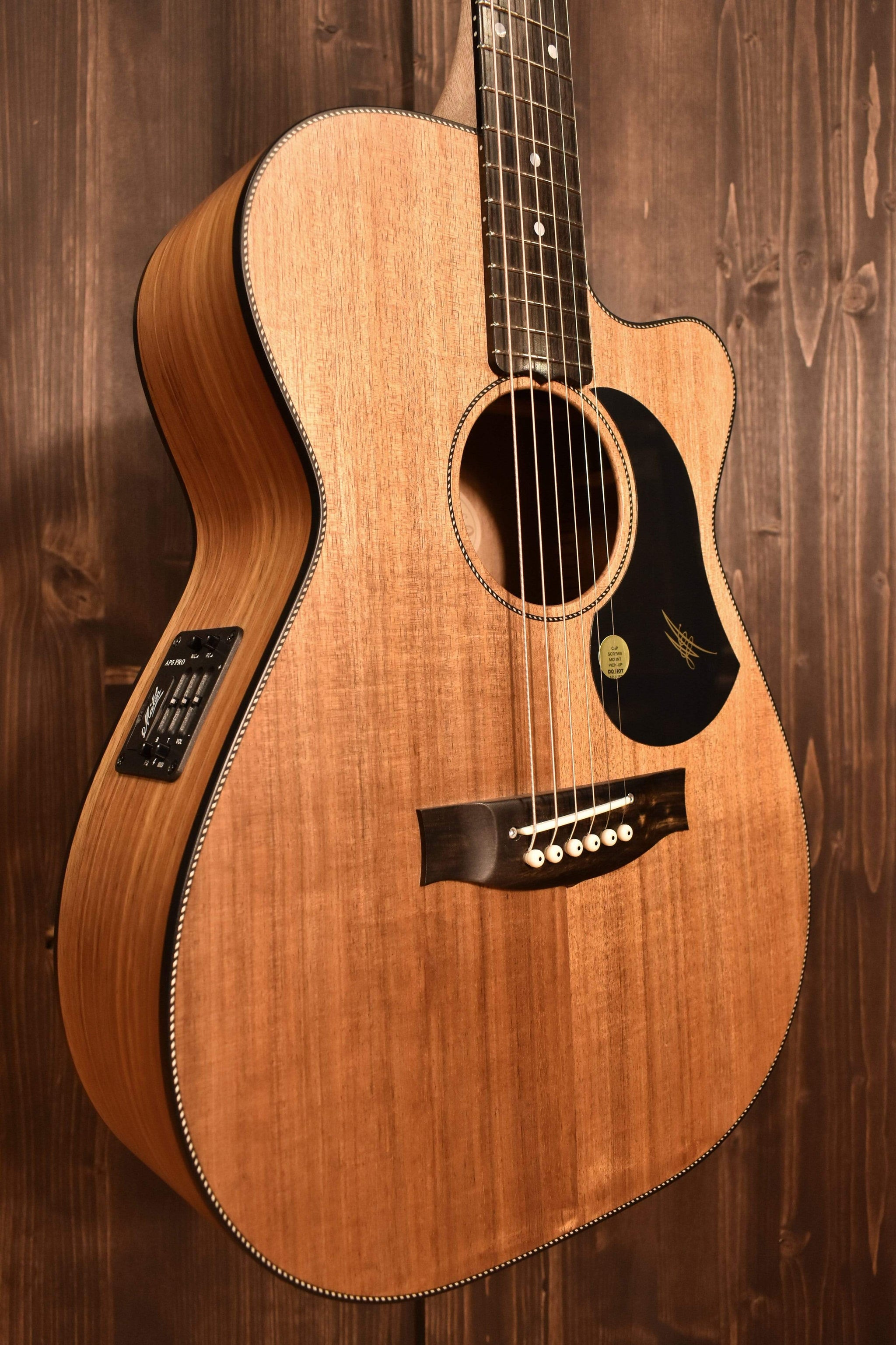 Maton Guitars EBW808C Blackwood - 14286 - Artisan Guitars