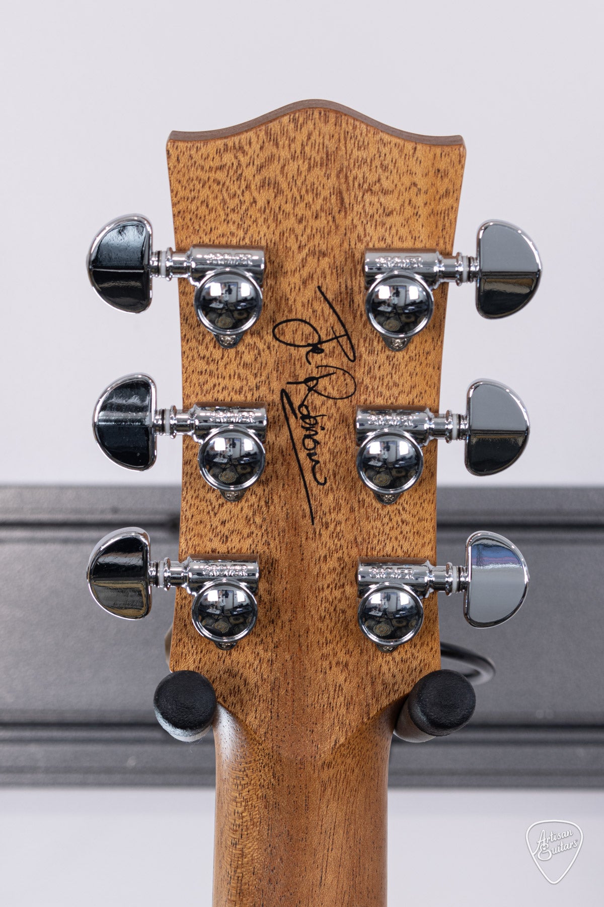 Maton Guitars 808C J.R. Joe Robinson Signature Cutaway - 16459