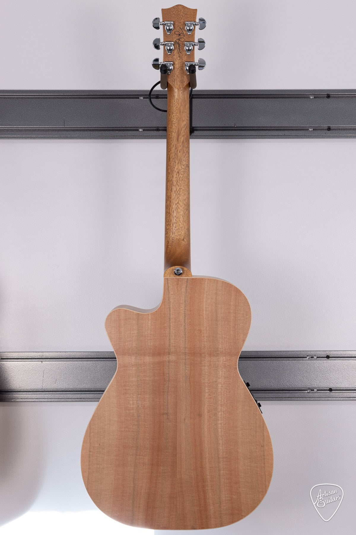 Maton Guitars 808C J.R. Joe Robinson Signature Cutaway - 16459
