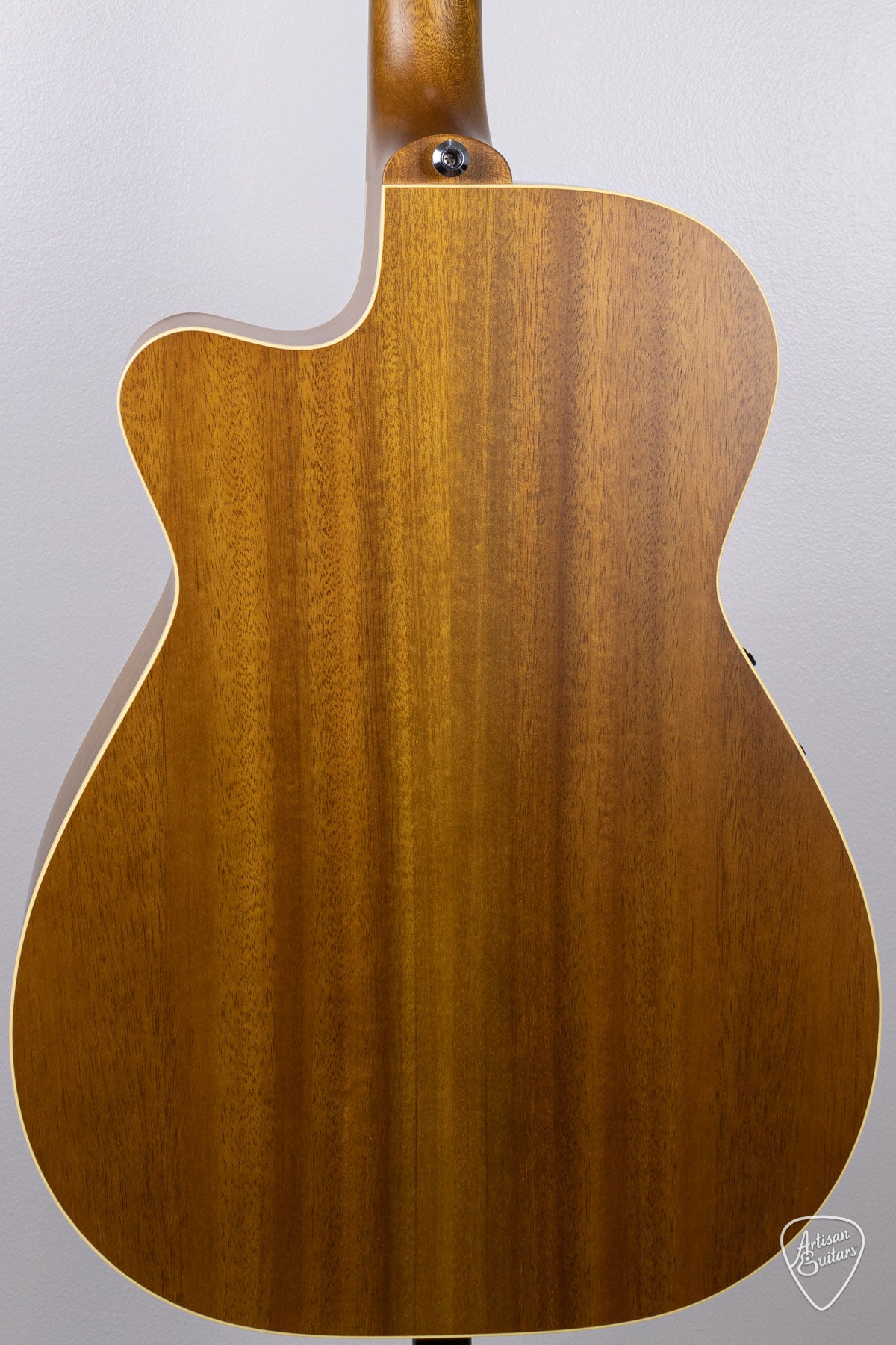 Maton Guitars EBG-808-TEC Tommy Emmanuel Cutaway - 16504