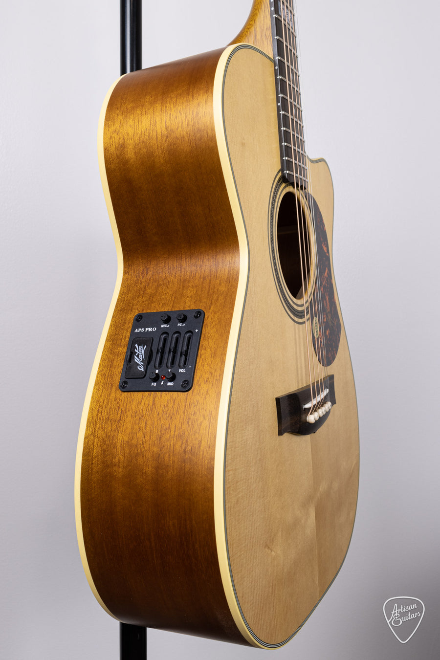 Maton Guitars EBG-808-TEC Tommy Emmanuel Cutaway - 16504