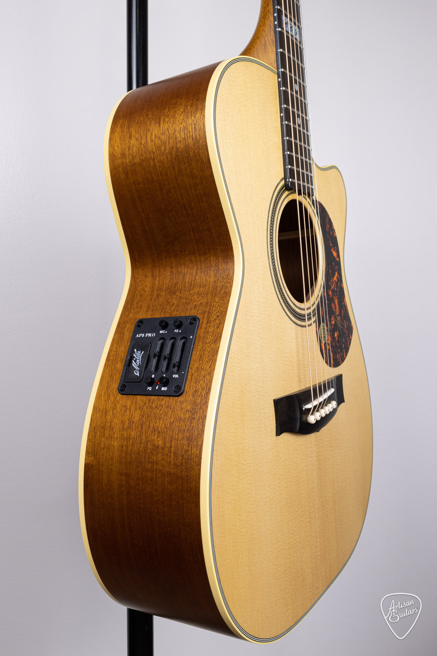 Maton Guitars EBG-808-TEC Tommy Emmanuel Cutaway - 16505