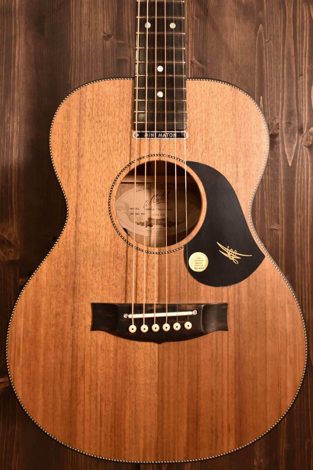 Maton Guitars EMBW6 Mini - 14342 - Artisan Guitars