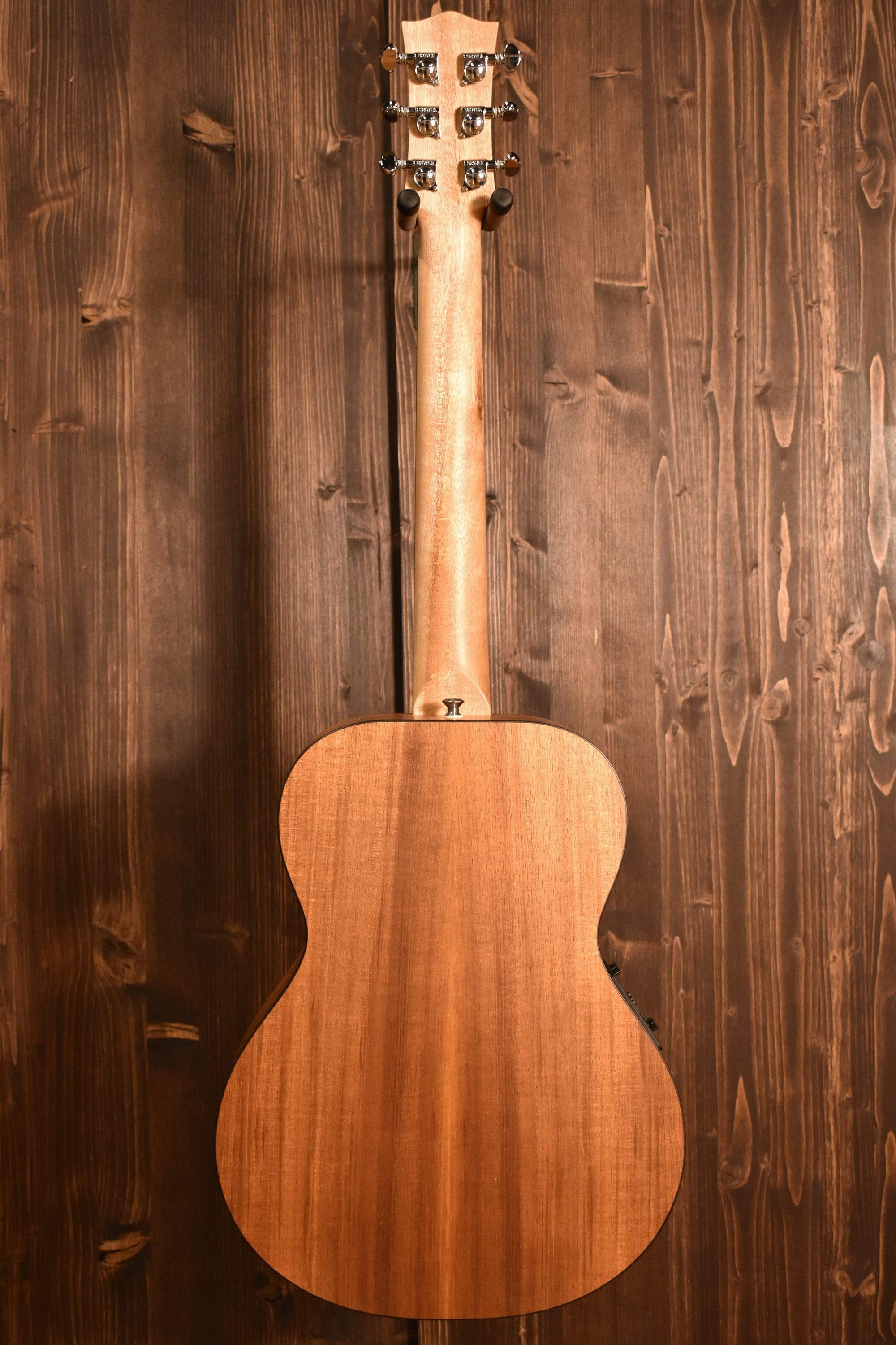 Maton Guitars EMBW6 Mini - 14343 - Artisan Guitars
