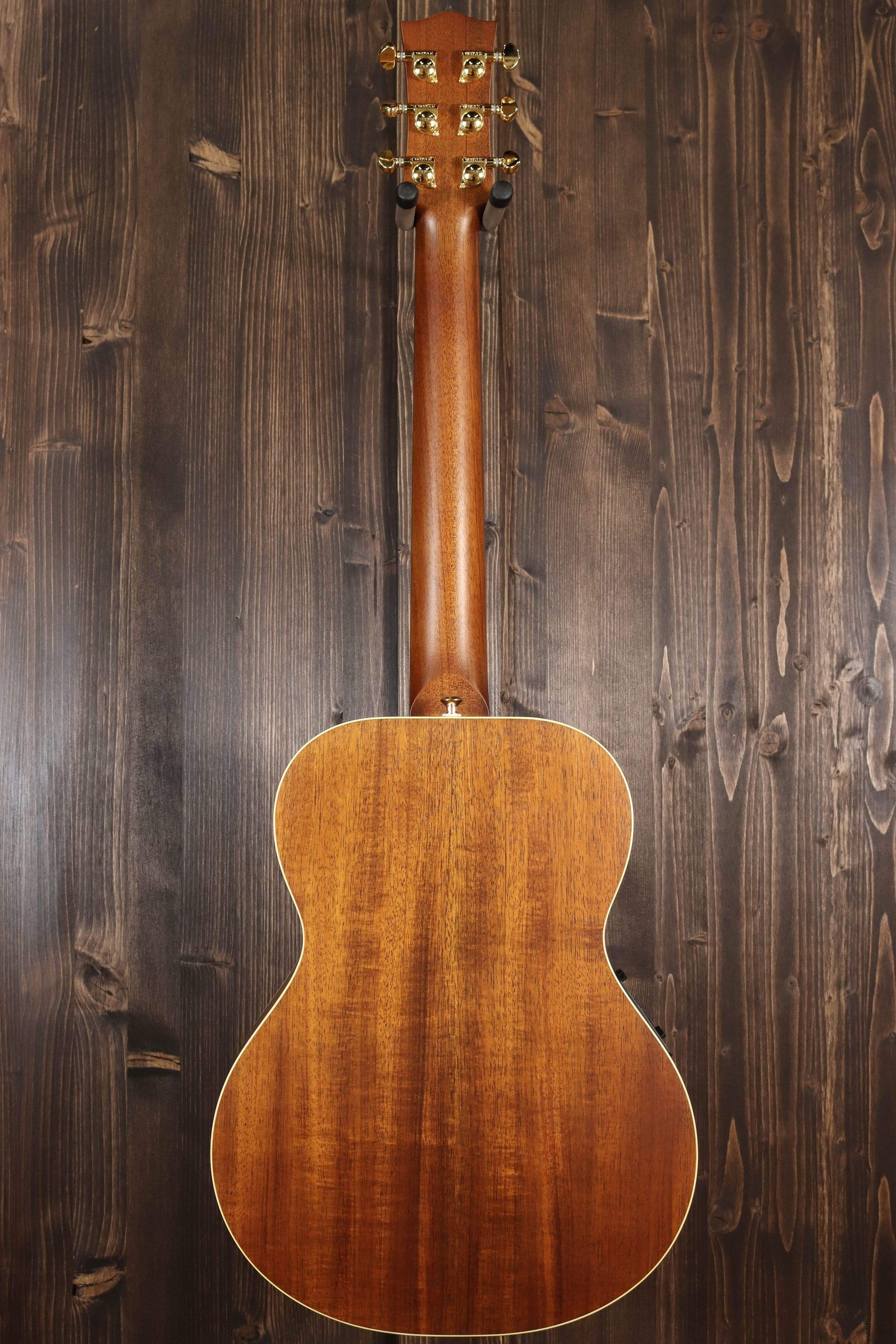 Maton Guitars EMD-6 Mini Diesel - 14338 - Artisan Guitars