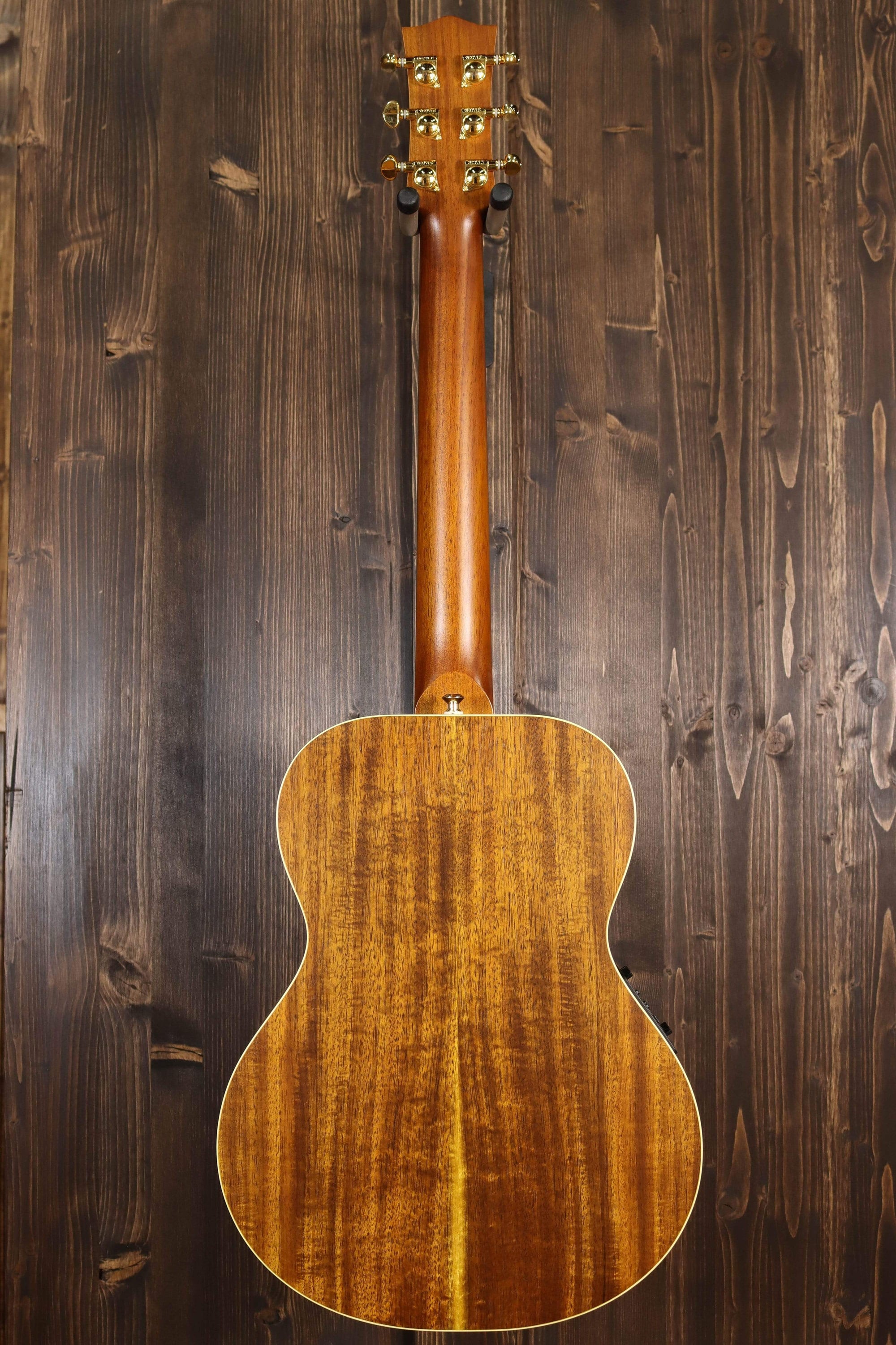 Maton Guitars EMD-6 Mini Diesel - 14335 - Artisan Guitars
