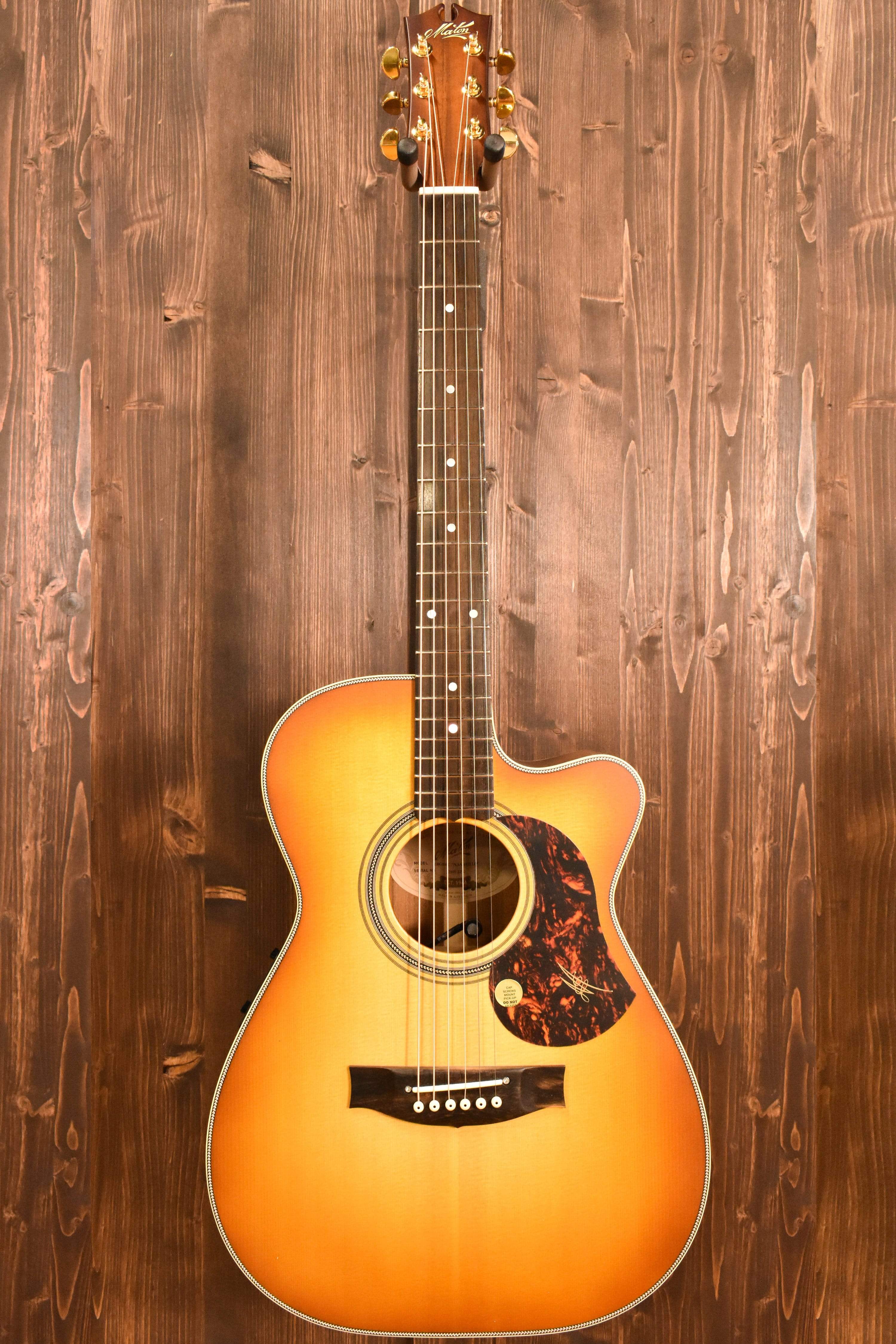 Maton Guitars EBG808C Nashville - 14321 - Artisan Guitars