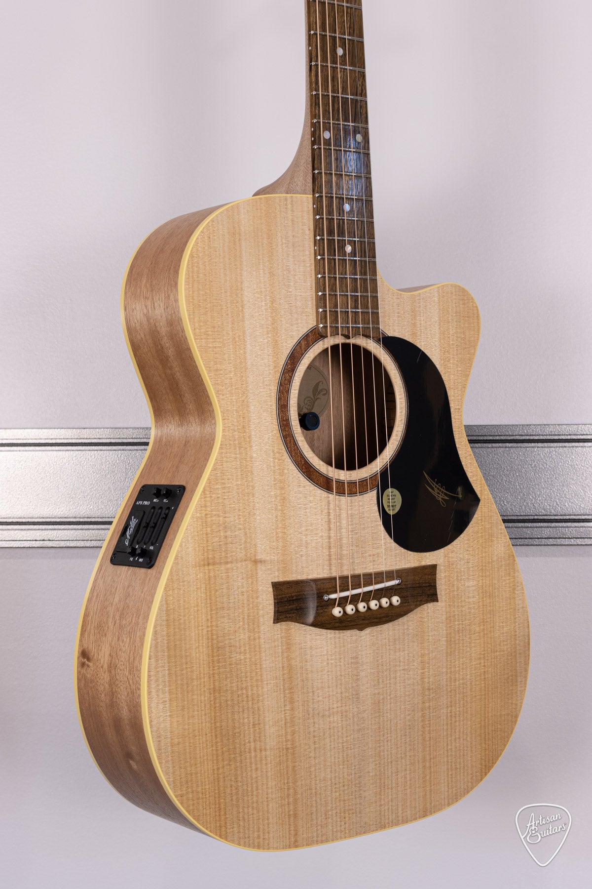 Maton Guitars Performer EBG-808C - 16468