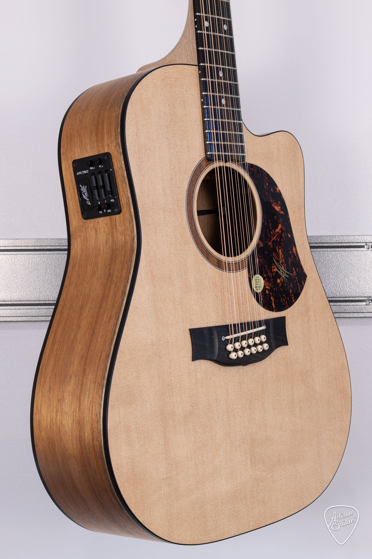 Maton Guitars Solid Road Series SRS-70C-12 String Dreadnought - 16450