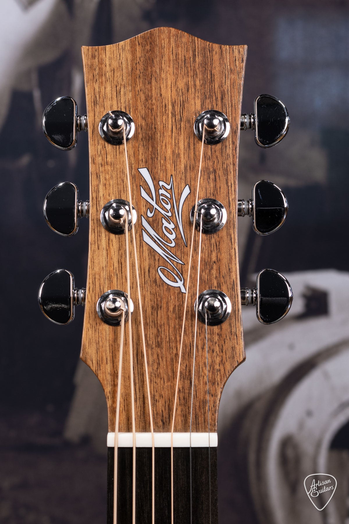 Maton Guitars Solid Road Series SRS-808 - 16303
