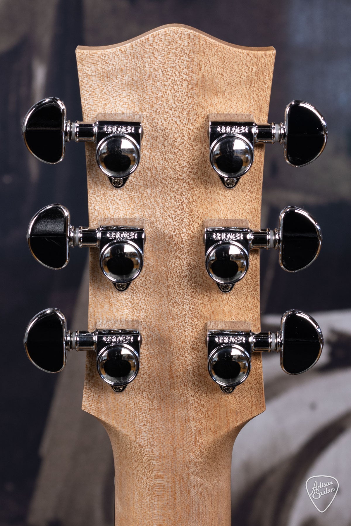 Maton Guitars Solid Road Series SRS-808 - 16303