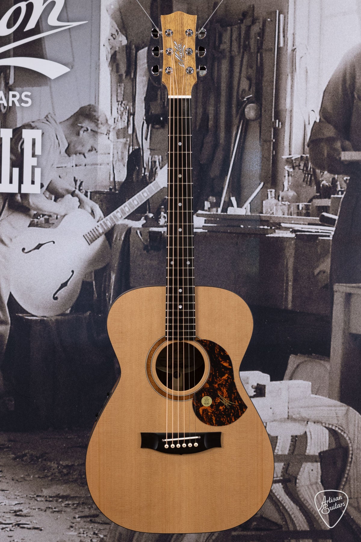 Maton Guitars Solid Road Series SRS-808 - 16305