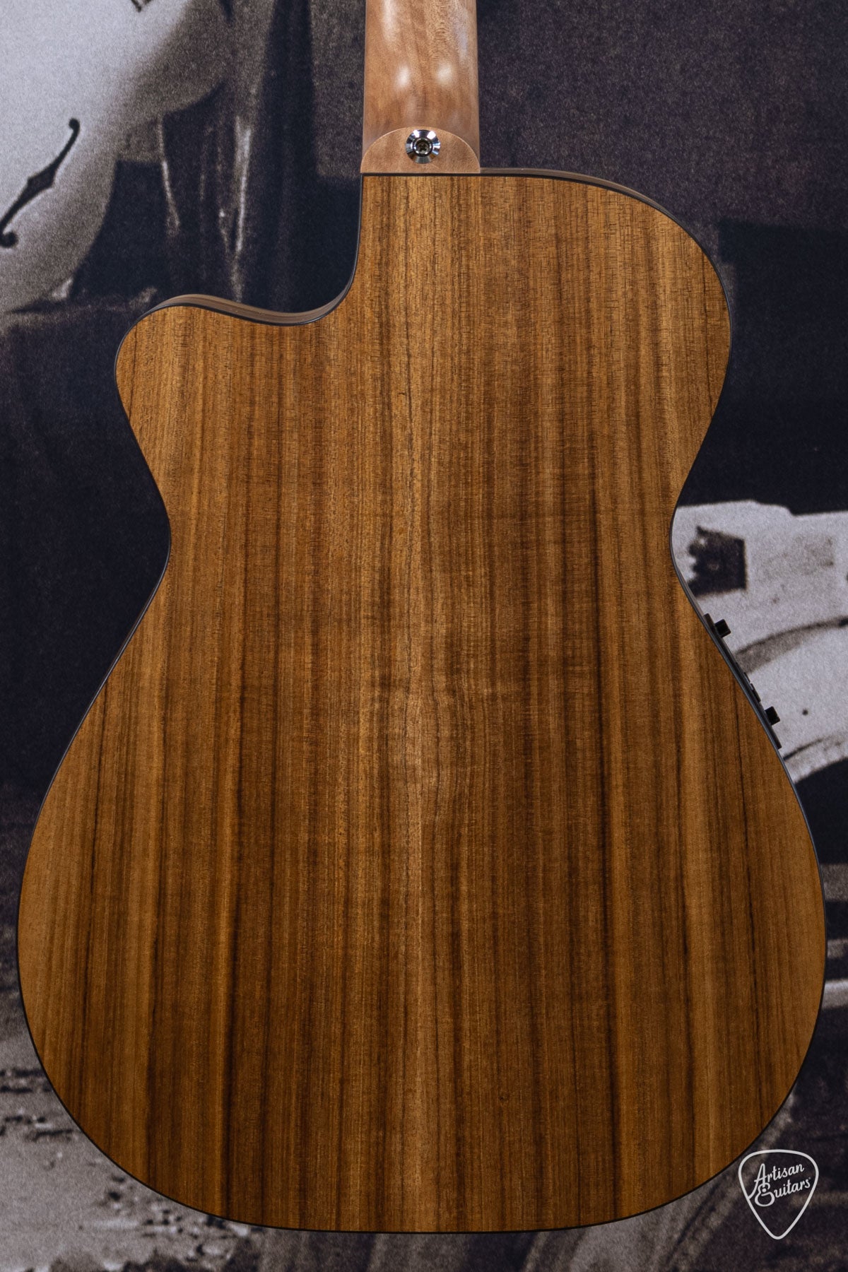 Maton Guitars Solid Road Series SRS-808C - 16307