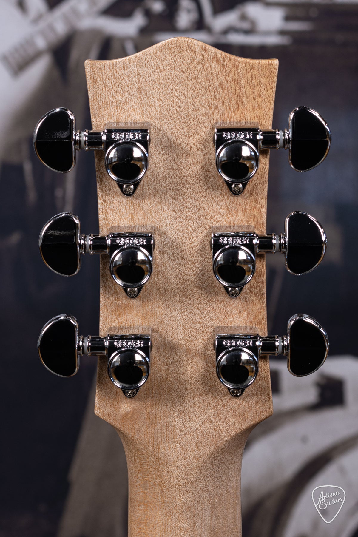Maton Guitars Solid Road Series SRS-808C - 16309