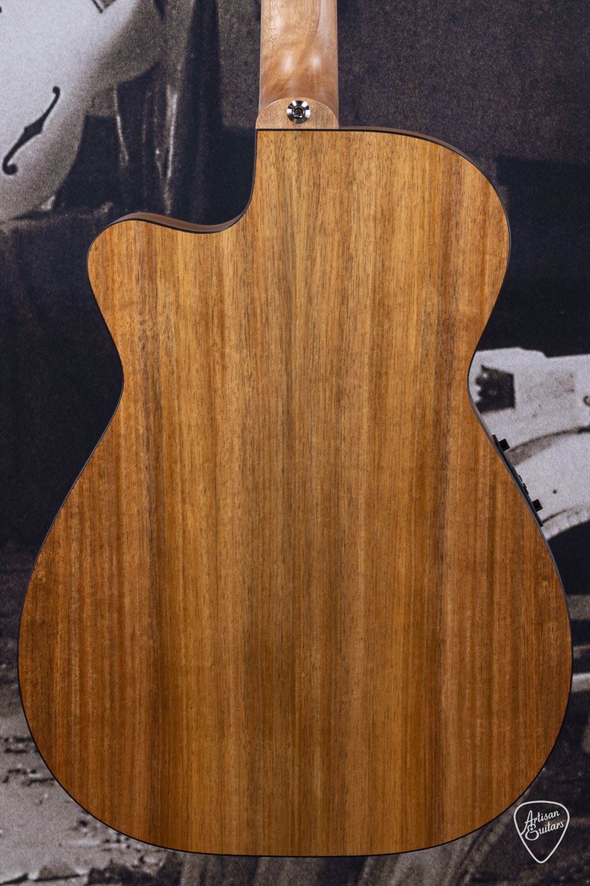 Maton Guitars Solid Road Series SRS-808C - 16310